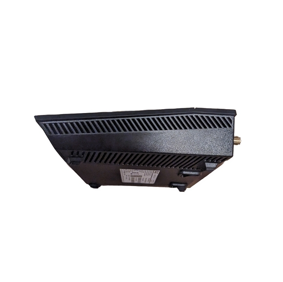 ASUS N300 RT-N12 Wireless 3-in-1 Router/AP/Range Extender - Picture 5 of 6